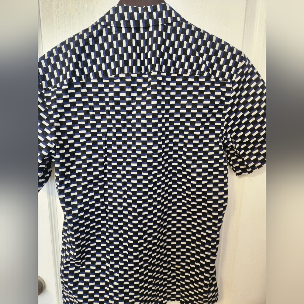 THREE Men's Club Monaco Short Sleeve Button Up Shirts Size Small - Picture 15 of 16